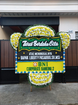 Papan Bunga Duka di Lembangsari