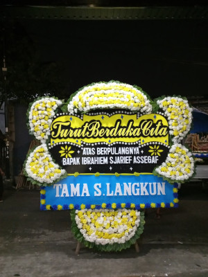 Papan Bunga Duka di Lembangsari